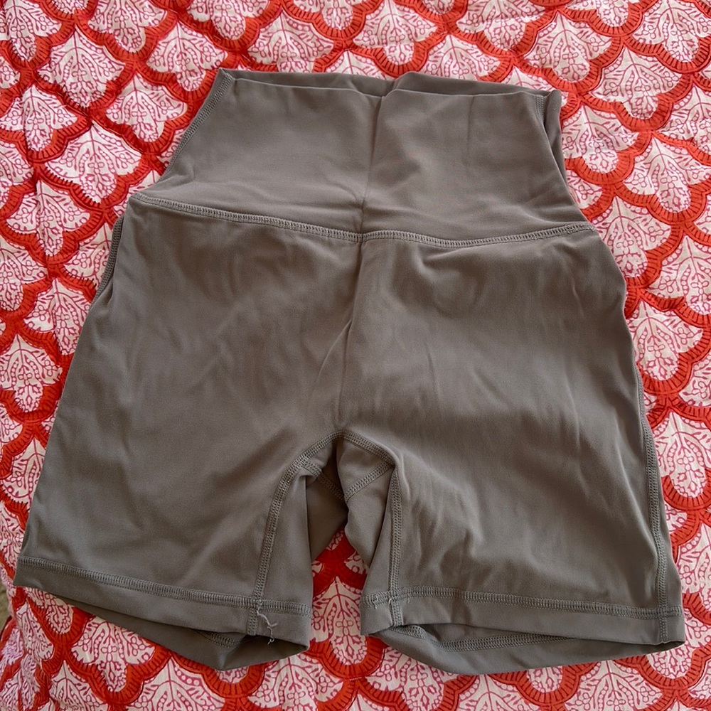 SET Active bike shorts